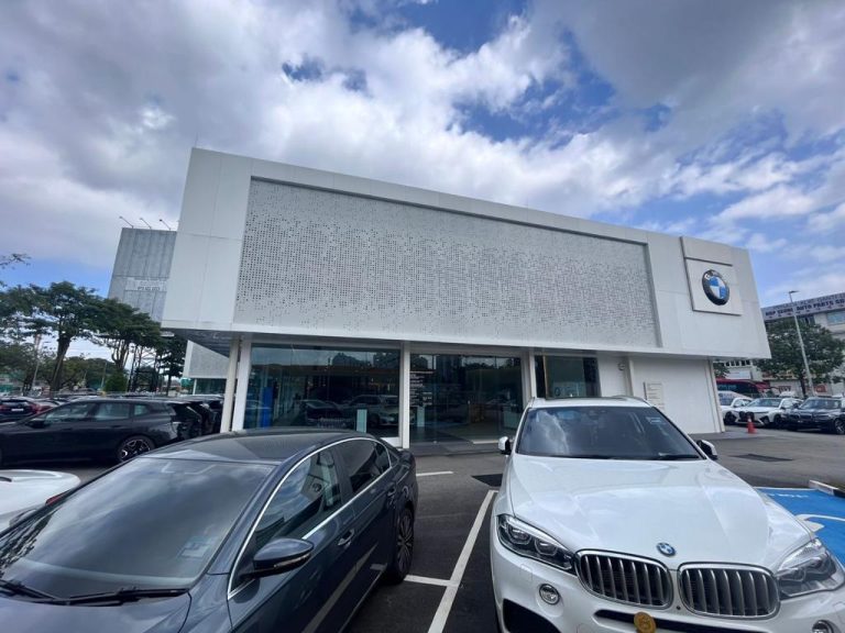 BMW Millennium Welt KL North